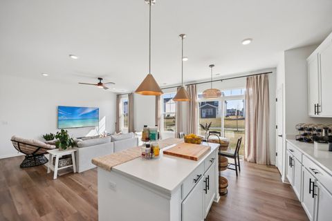 Tiny photo for 714 Alberta Avenue, Oswego, IL 60543 (MLS # 12611515)