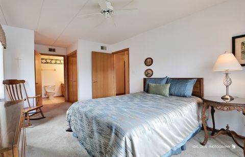 Tiny photo for 4940 134th Court #408, Crestwood, IL 60418 (MLS # 12592803)