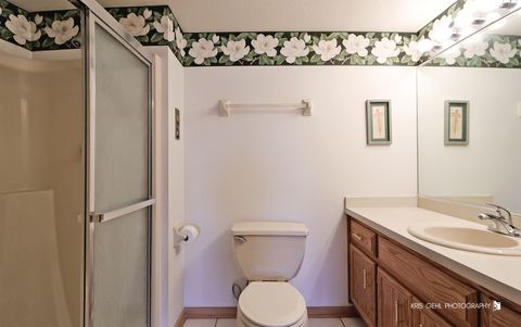 Tiny photo for 4940 134th Court #408, Crestwood, IL 60418 (MLS # 12592803)