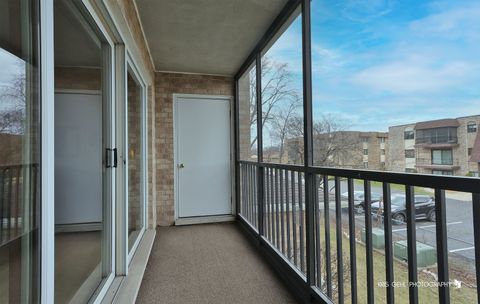 Tiny photo for 4940 134th Court #408, Crestwood, IL 60418 (MLS # 12592803)