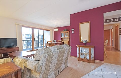 Tiny photo for 4940 134th Court #408, Crestwood, IL 60418 (MLS # 12592803)