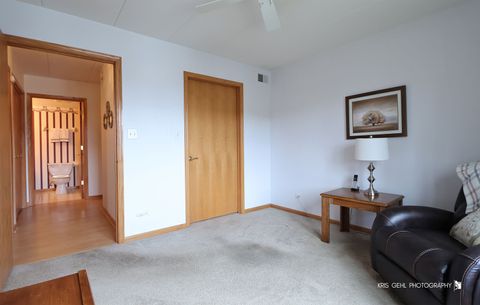 Tiny photo for 4940 134th Court #408, Crestwood, IL 60418 (MLS # 12592803)