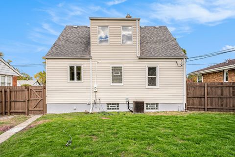 Tiny photo for 18122 Wentworth Avenue, Lansing, IL 60438 (MLS # 12507285)