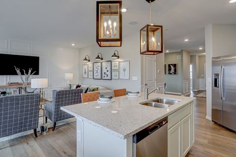 Tiny photo for 548 Endicott Road, South Elgin, IL 60177 (MLS # 12535806)