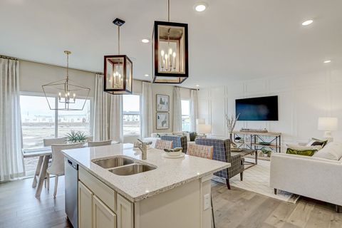 Tiny photo for 548 Endicott Road, South Elgin, IL 60177 (MLS # 12535806)