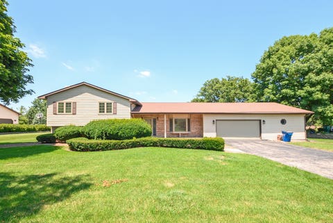 Tiny photo for Shorewood, IL 60404 (MLS # 12688919)
