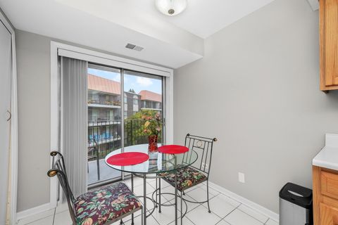 Tiny photo for 9529 Bronx Place #314, Skokie, IL 60077 (MLS # 12497865)