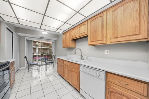 Tiny photo for 9529 Bronx Place #314, Skokie, IL 60077 (MLS # 12497865)