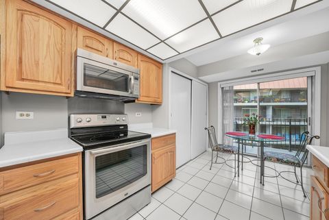 Tiny photo for 9529 Bronx Place #314, Skokie, IL 60077 (MLS # 12497865)