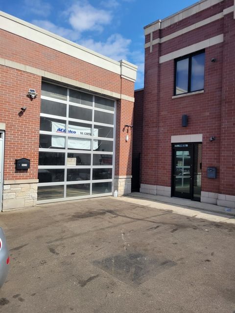 4654 W Lawrence Avenue Chicago IL 60630