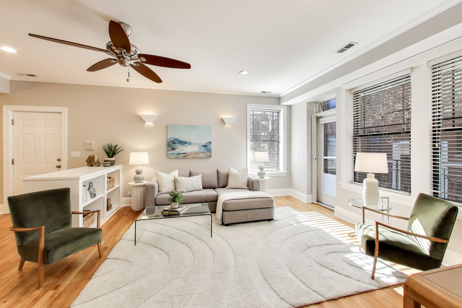 1136 W PRATT Boulevard 1N