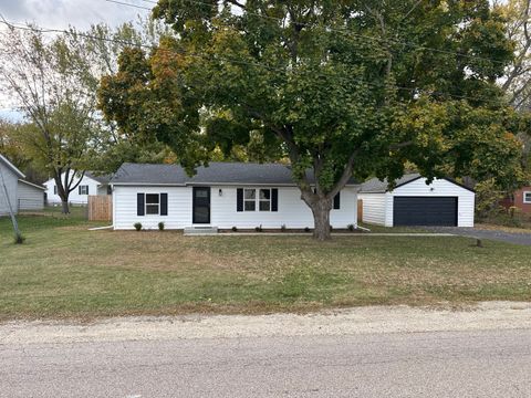 Photo of 11708 Dorothea Avenue, Machesney Park, IL 61115 (MLS # 12508734) Photo of 11708 Dorothea Avenue, Machesney Park, IL 61115 (MLS # 12508734)