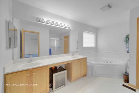 Tiny photo for 249 Gladiolus Drive, Romeoville, IL 60446 (MLS # 12487048)