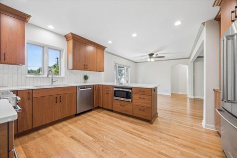 Tiny photo for 443 Shenstone Road, Riverside, IL 60546 (MLS # 12690864)