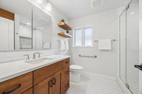 Tiny photo for 443 Shenstone Road, Riverside, IL 60546 (MLS # 12690864)