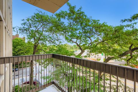 Tiny photo for 1660 N La Salle Drive #307, Chicago, IL 60614 (MLS # 12453458)