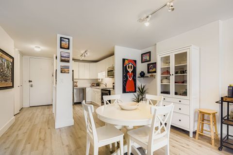 Tiny photo for 1660 N La Salle Drive #307, Chicago, IL 60614 (MLS # 12453458)