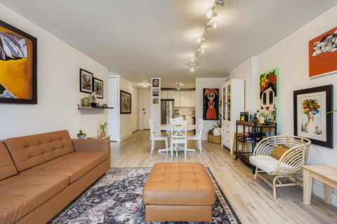 Tiny photo for 1660 N La Salle Drive #307, Chicago, IL 60614 (MLS # 12453458)