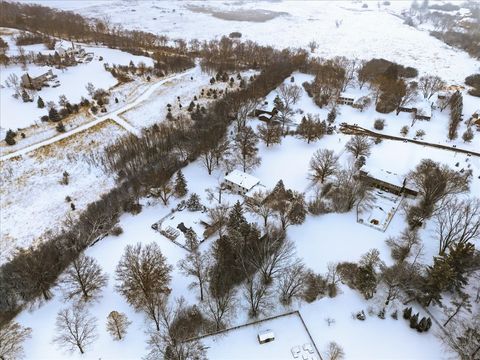 Tiny photo for 12 Crestview Lane, Lake Barrington, IL 60010 (MLS # 12541555)