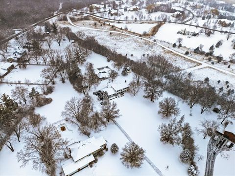 Tiny photo for 12 Crestview Lane, Lake Barrington, IL 60010 (MLS # 12541555)