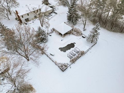 Tiny photo for 12 Crestview Lane, Lake Barrington, IL 60010 (MLS # 12541555)