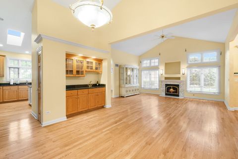 Tiny photo for 17 Shadow Creek Circle, Palos Heights, IL 60463 (MLS # 12495750)