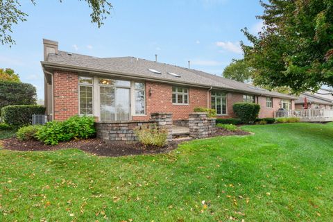 Tiny photo for 17 Shadow Creek Circle, Palos Heights, IL 60463 (MLS # 12495750)