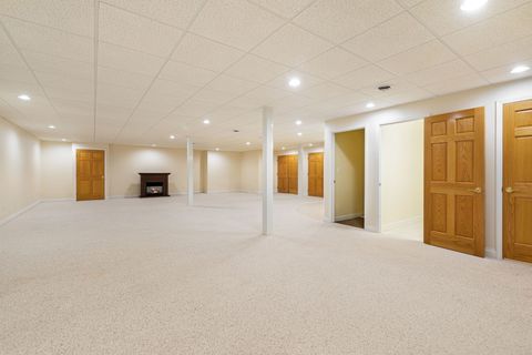 Tiny photo for 17 Shadow Creek Circle, Palos Heights, IL 60463 (MLS # 12495750)