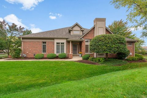 Photo of 17 Shadow Creek Circle, Palos Heights, IL 60463 (MLS # 12495750) Photo of 17 Shadow Creek Circle, Palos Heights, IL 60463 (MLS # 12495750)