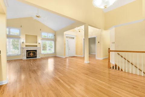 Tiny photo for 17 Shadow Creek Circle, Palos Heights, IL 60463 (MLS # 12495750)