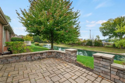 Tiny photo for 17 Shadow Creek Circle, Palos Heights, IL 60463 (MLS # 12495750)