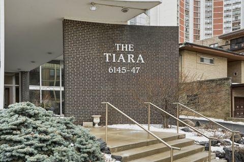 Photo of 6147 N Sheridan Road #18B, Chicago, IL 60660 (MLS # 12551106)