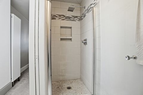 Tiny photo for 6147 N Sheridan Road #18B, Chicago, IL 60660 (MLS # 12551106)