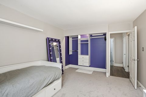 Tiny photo for 6147 N Sheridan Road #18B, Chicago, IL 60660 (MLS # 12551106)