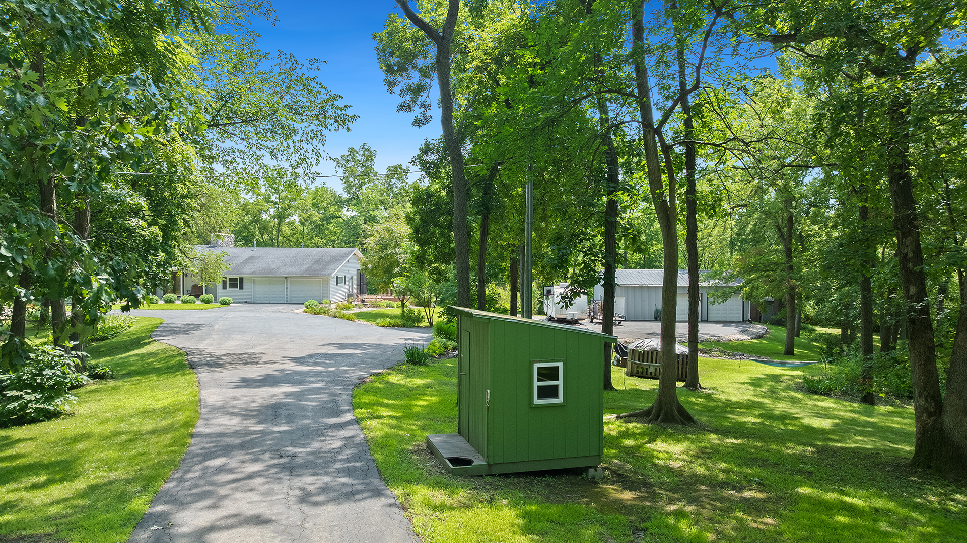 975 W Cliff Road