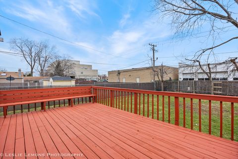 Tiny photo for 326 Morse Drive, Northlake, IL 60164 (MLS # 12588105)