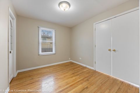 Tiny photo for 326 Morse Drive, Northlake, IL 60164 (MLS # 12588105)