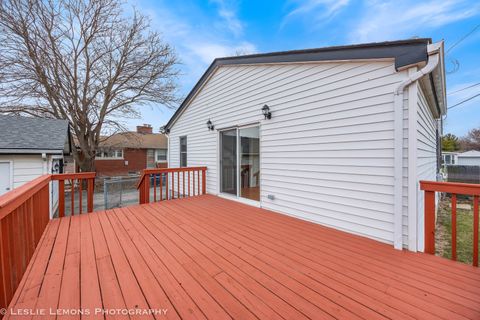 Tiny photo for 326 Morse Drive, Northlake, IL 60164 (MLS # 12588105)