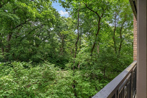 Tiny photo for 5900 Oakwood Drive #2L, Lisle, IL 60532 (MLS # 12735602)