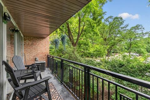 Tiny photo for 5900 Oakwood Drive #2L, Lisle, IL 60532 (MLS # 12735602)