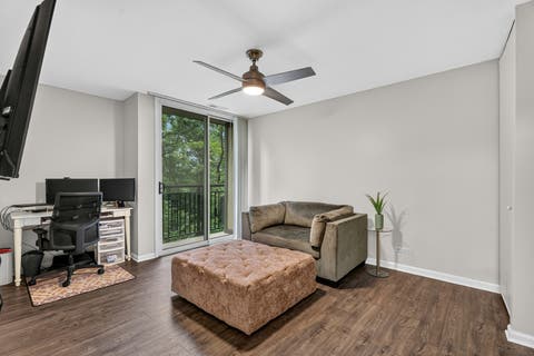 Tiny photo for 5900 Oakwood Drive #2L, Lisle, IL 60532 (MLS # 12735602)