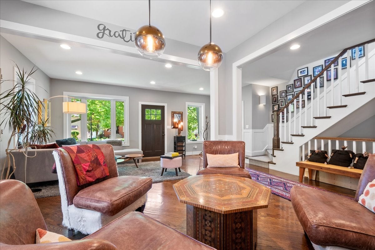 1130 Dewey Avenue