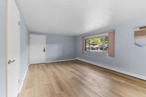 Tiny photo for 7420 W 111th Street #501, Worth, IL 60482 (MLS # 12483160)