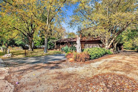 Tiny photo for 12582 W Beach Road, Beach Park, IL 60087 (MLS # 12505467)