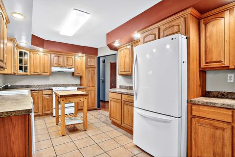 Tiny photo for 12582 W Beach Road, Beach Park, IL 60087 (MLS # 12505467)