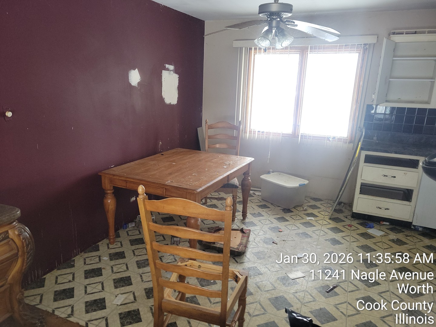 11241 S Nagle Avenue