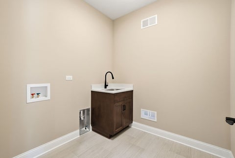 Tiny photo for 16590 Kayla Drive, Lemont, IL 60439 (MLS # 12688566)