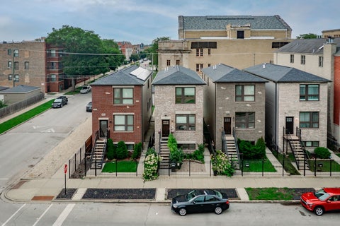 Tiny photo for 4603 S Calumet Avenue, Chicago, IL 60653 (MLS # 12736215)