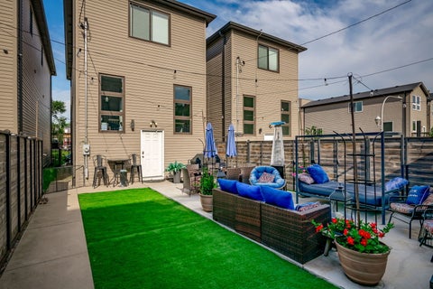 Tiny photo for 4603 S Calumet Avenue, Chicago, IL 60653 (MLS # 12736215)