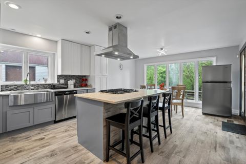 Tiny photo for 15285 State Street, South Holland, IL 60473 (MLS # 12539380)